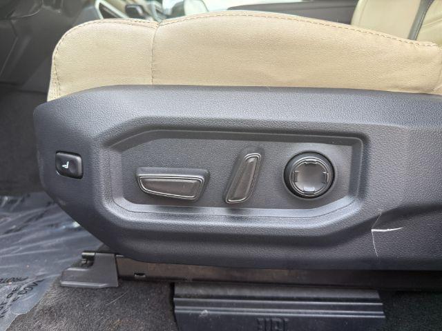 Photo 10 of this Toyota Tundra 4WD