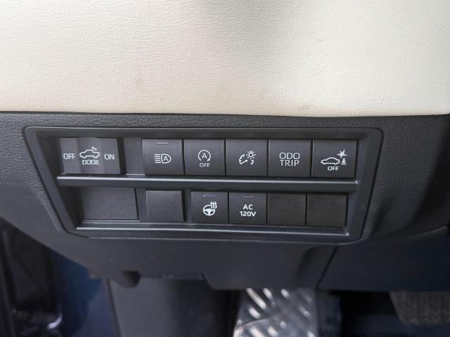 Photo 22 of this Toyota Tundra 4WD
