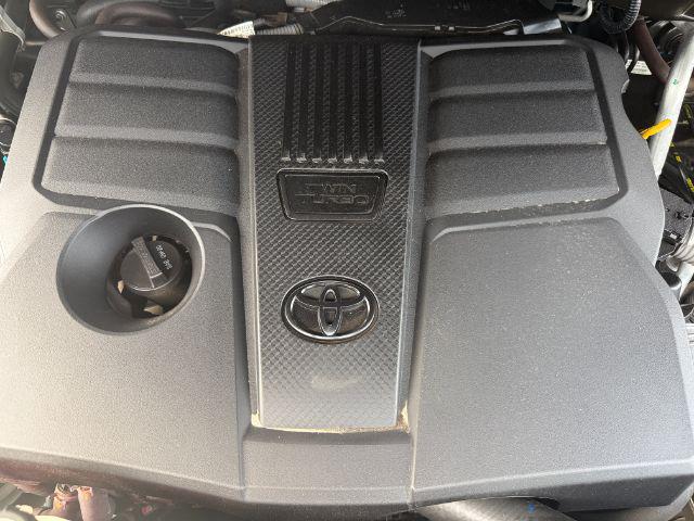 Photo 27 of this Toyota Tundra 4WD