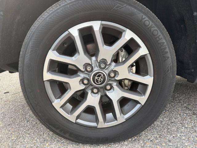Photo 28 of this Toyota Tundra 4WD