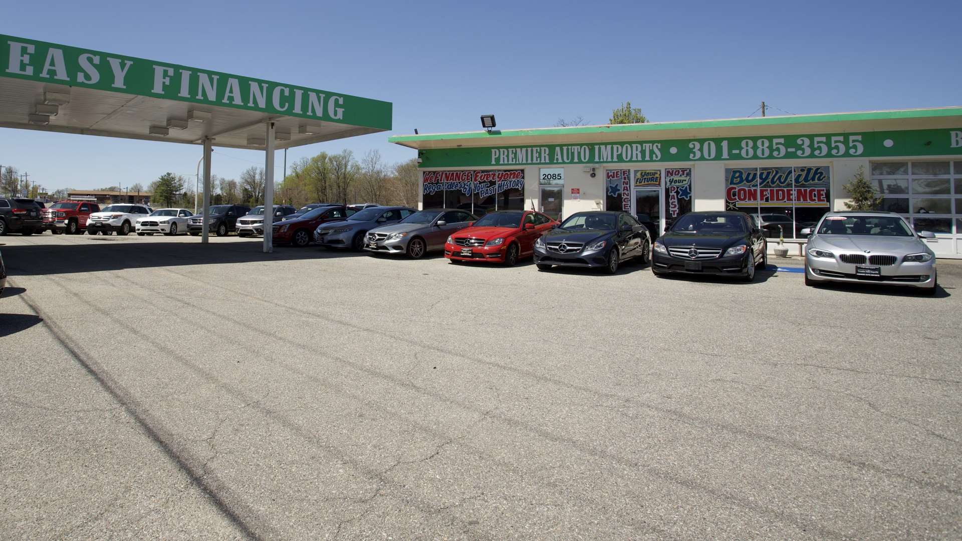 The Premier Auto Imports Garage