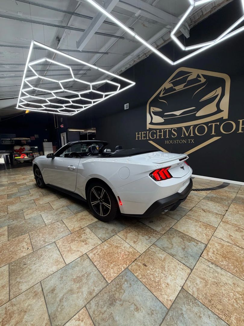 2024 Ford Mustang EcoBoost Premium - Photo 7