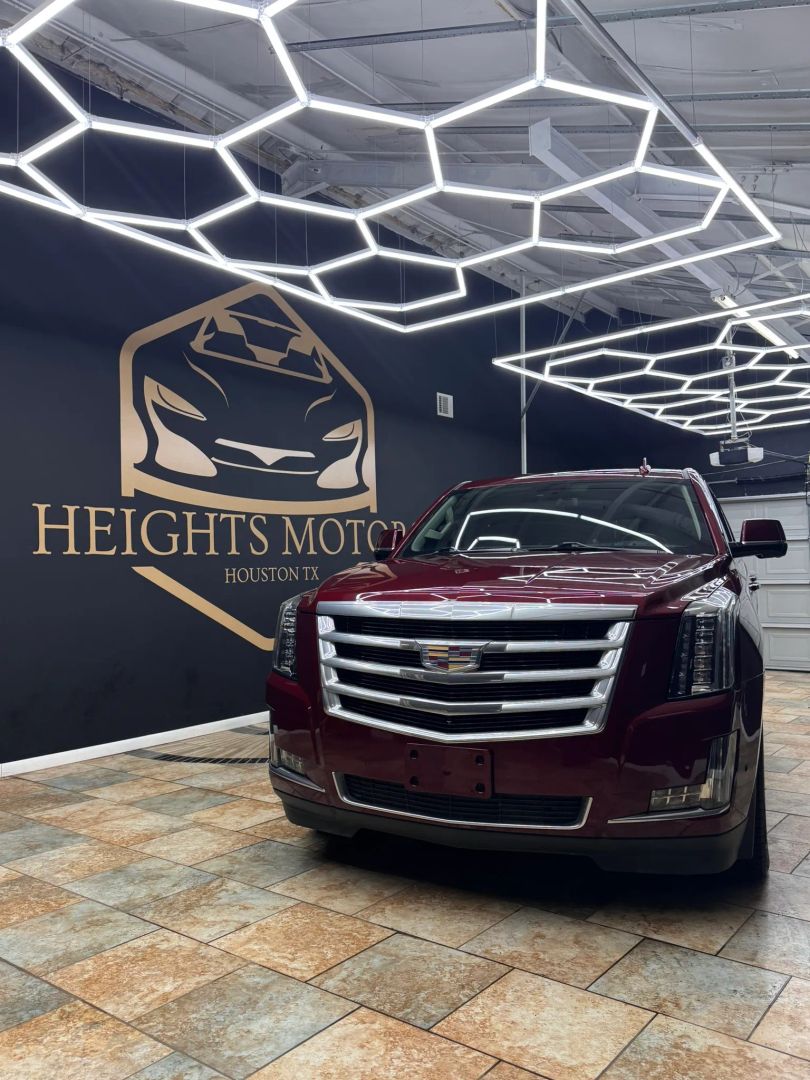 2020 Cadillac Escalade Luxury - Photo 2