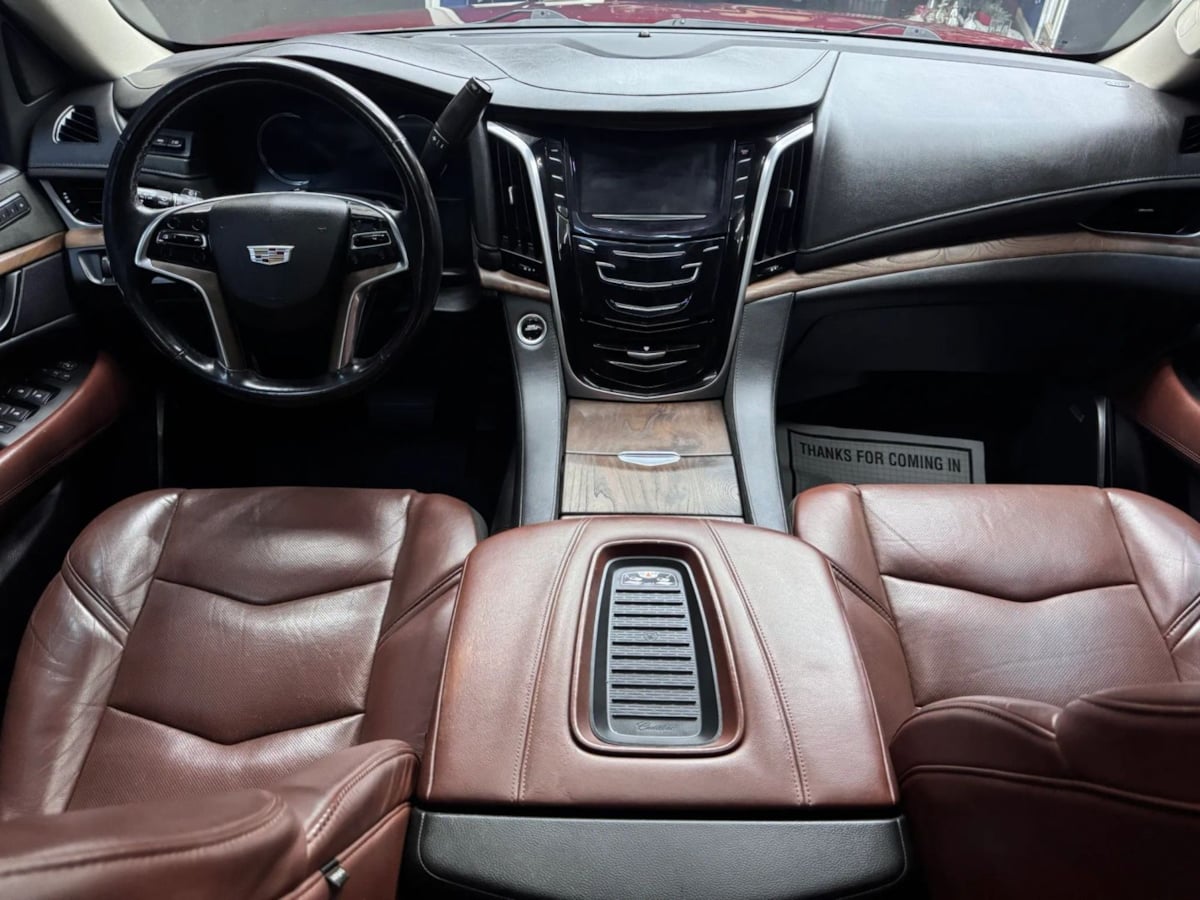 2020 Cadillac Escalade Luxury - Photo 10
