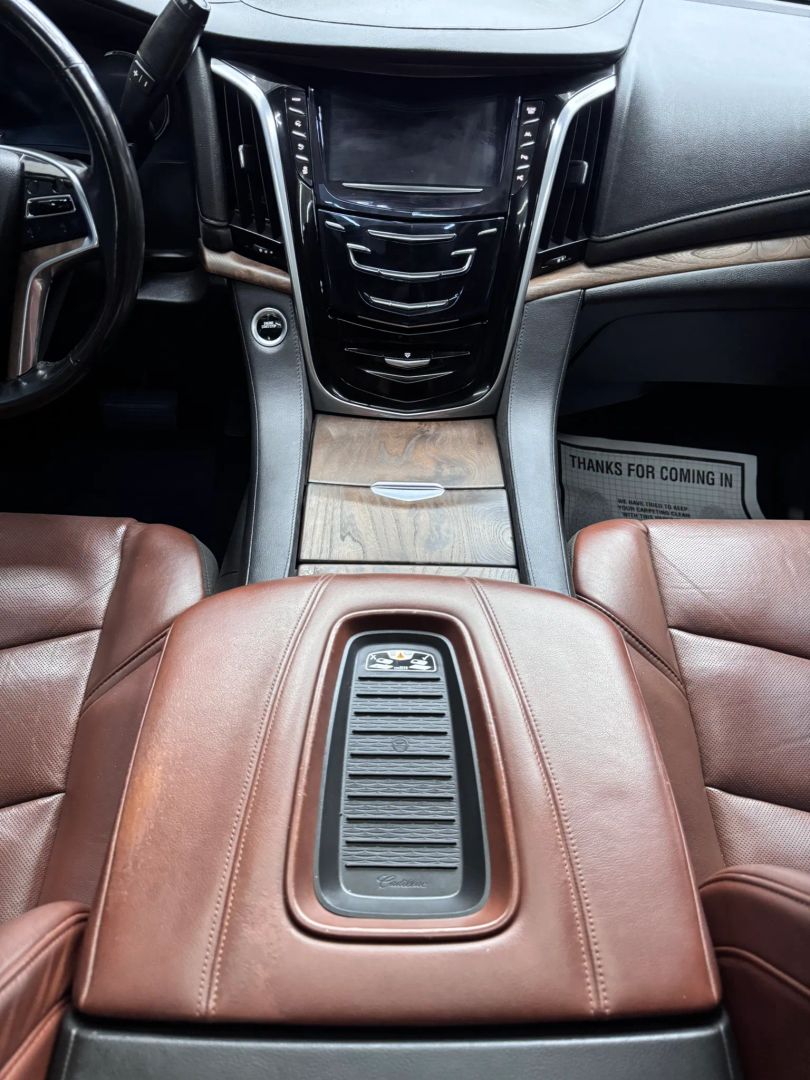 2020 Cadillac Escalade Luxury - Photo 11