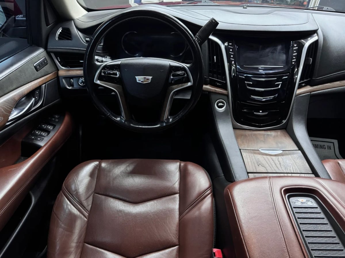 2020 Cadillac Escalade Luxury - Photo 12