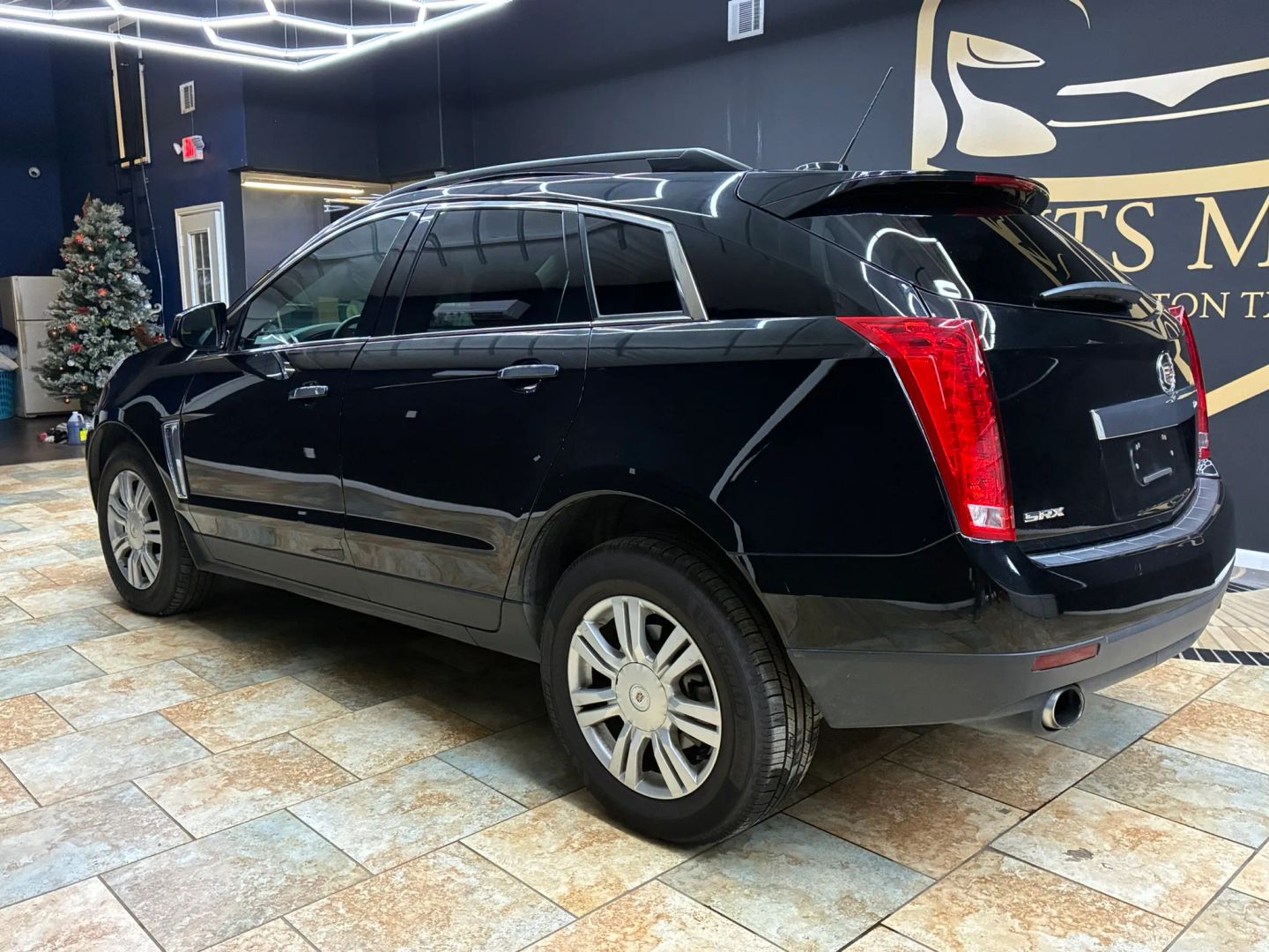 Photo 9 of this Cadillac SRX