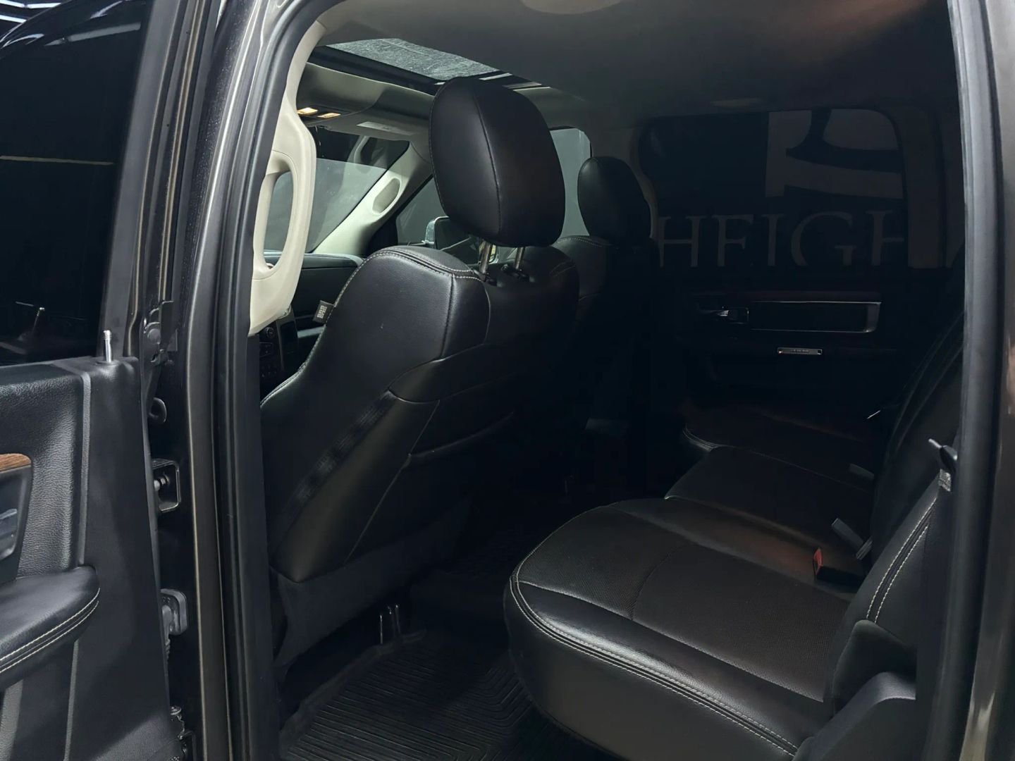 Photo 10 of this Ram 2500
