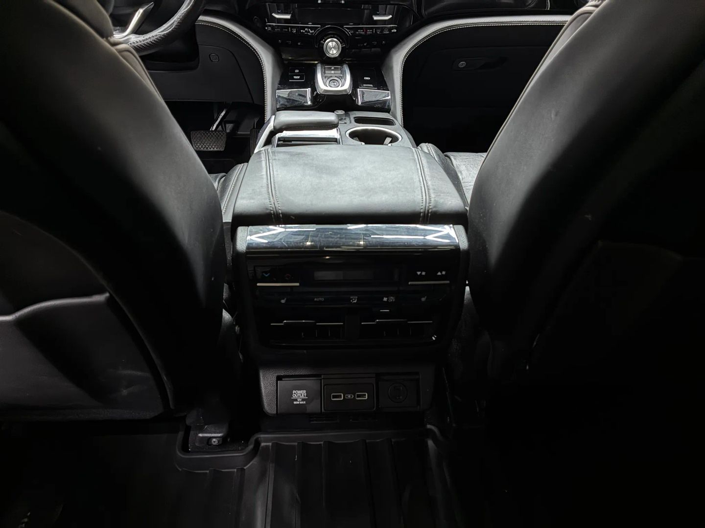Photo 9 of this Acura MDX