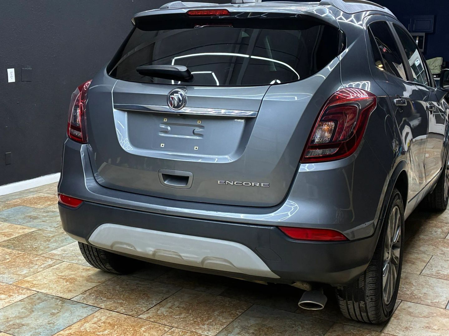Photo 11 of this Buick Encore