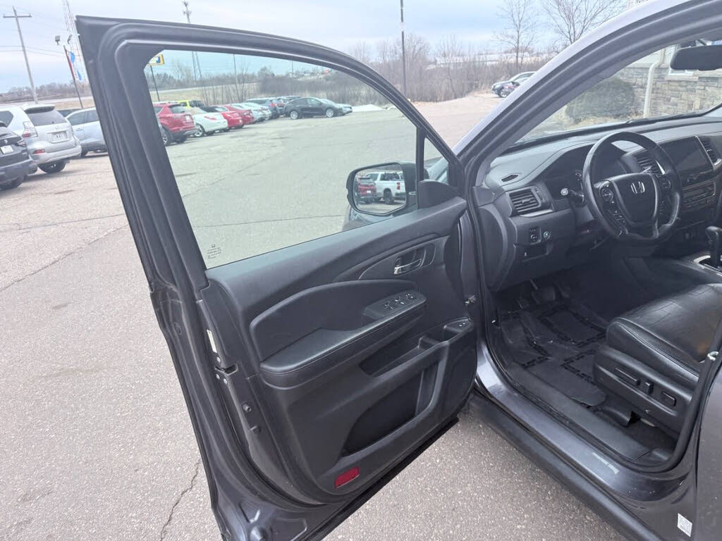 2016 Honda Pilot EX-L - Photo 12