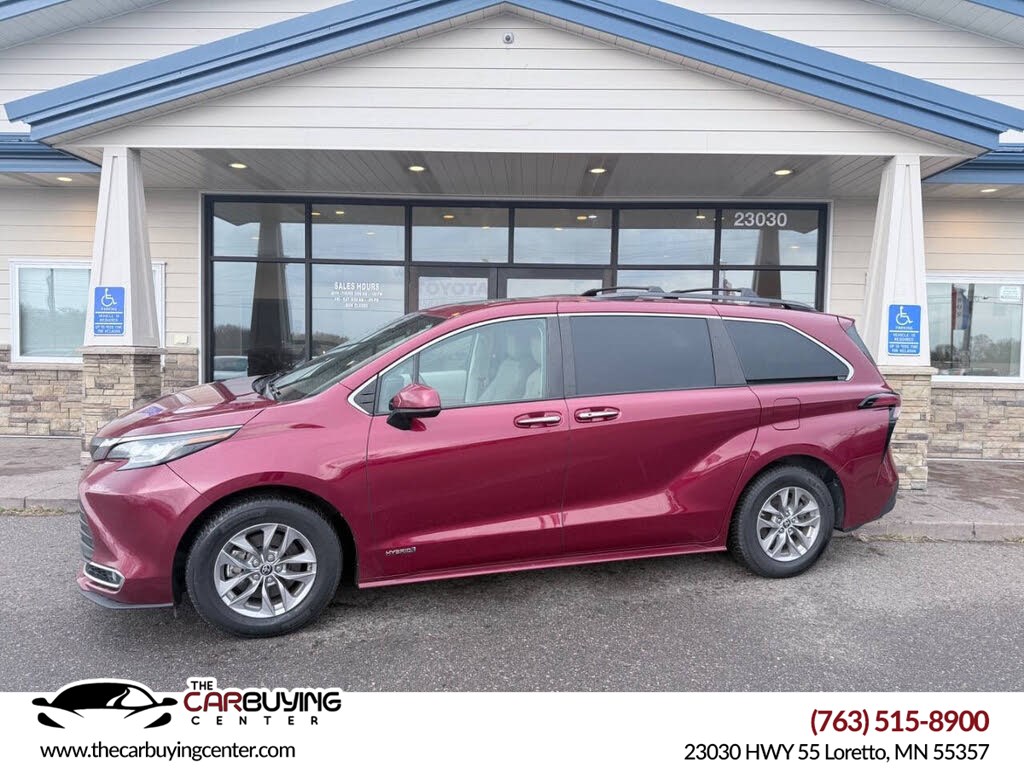 2021 Toyota Sienna XLE