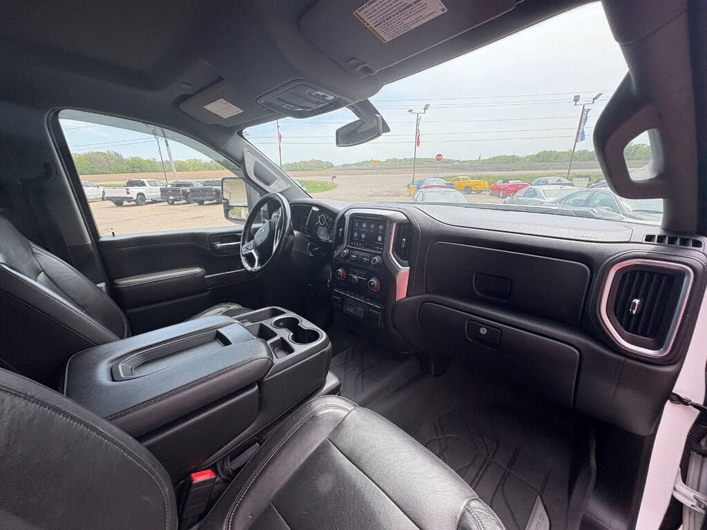 2020 Chevrolet Silverado 2500HD LTZ - Photo 25