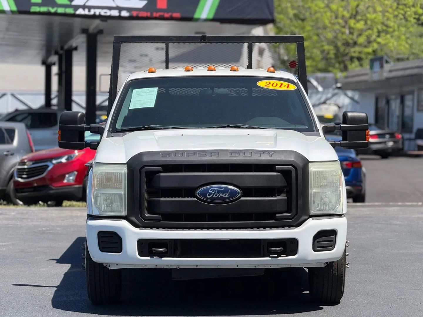 Ford F-350 photo 2
