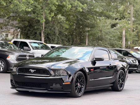 2014 Ford Mustang V6