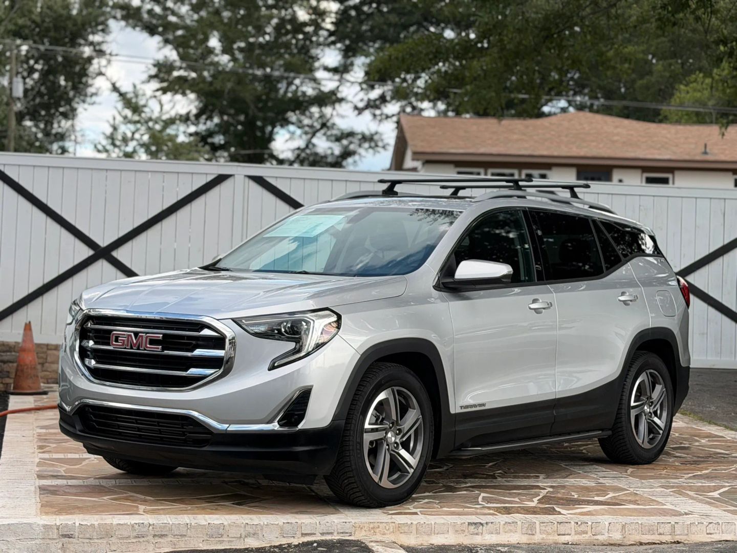 2019 GMC Terrain SLT FWD photo