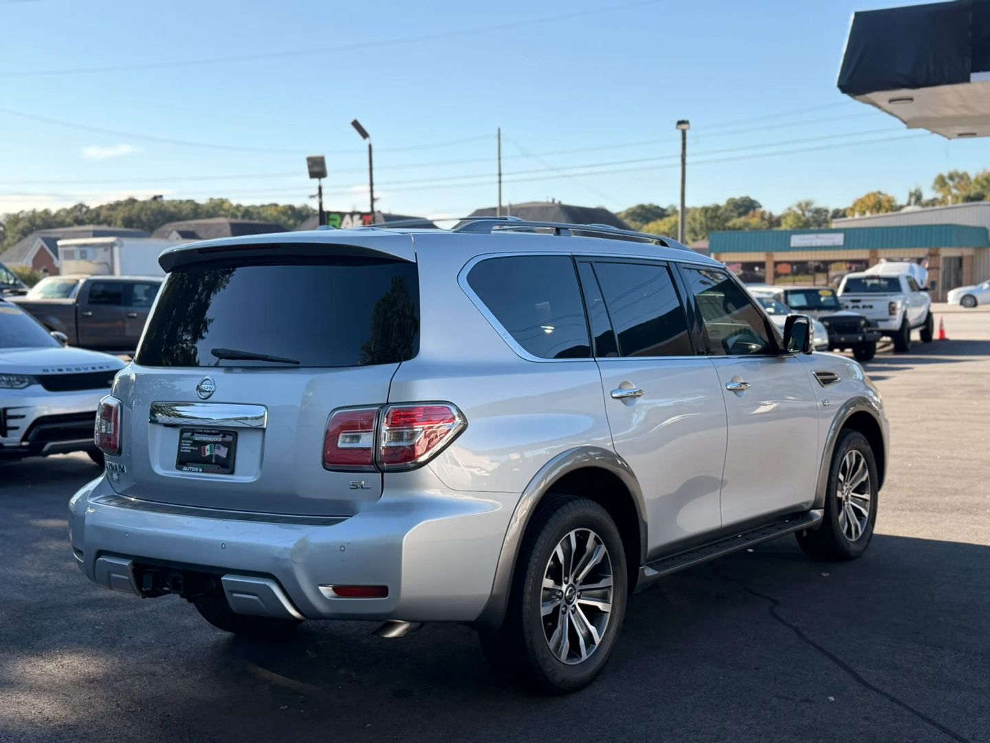 Nissan Armada photo 5