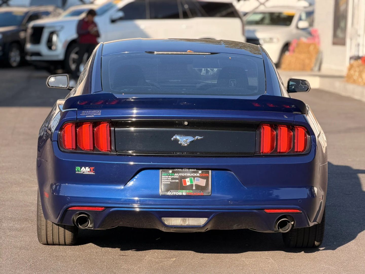 Ford Mustang photo 6