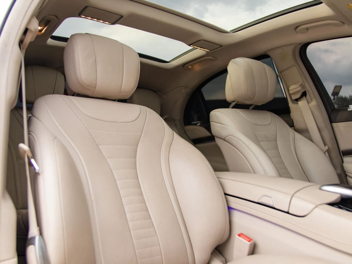 Mercedes-Benz 560 photo 28