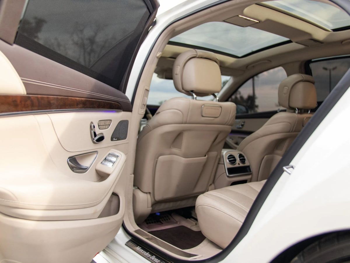 Mercedes-Benz 560 photo 29