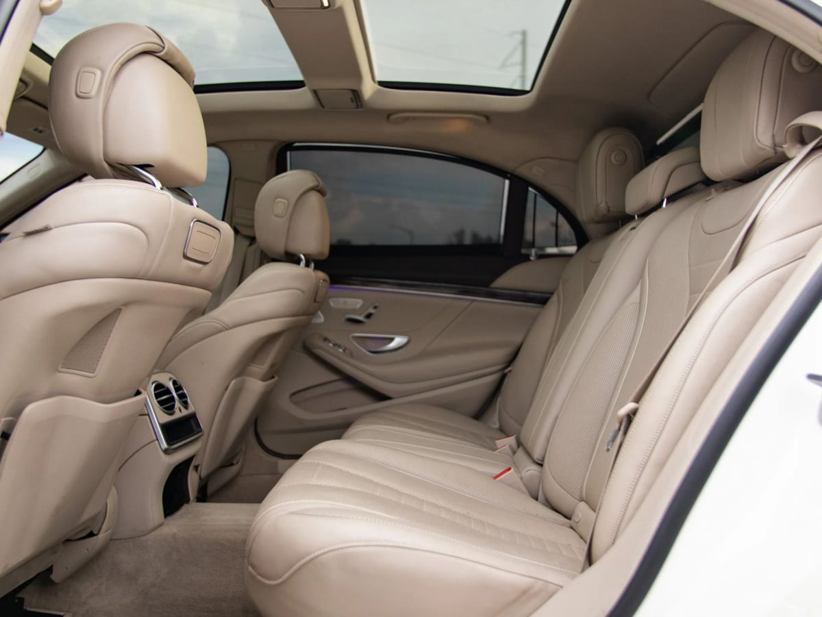 Mercedes-Benz 560 photo 31