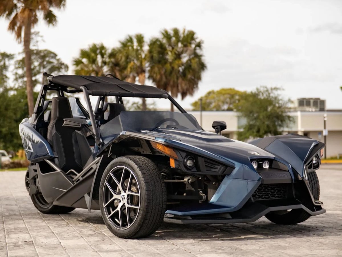 Polaris Slingshot photo 2
