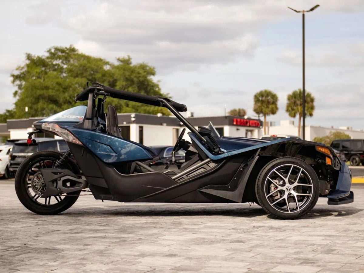 Polaris Slingshot photo 17