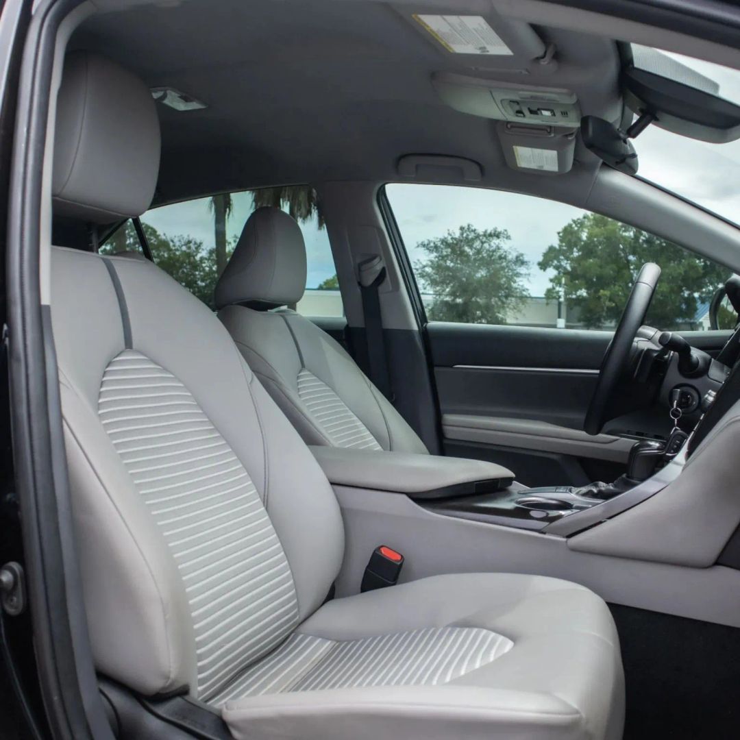 Toyota Camry photo 14