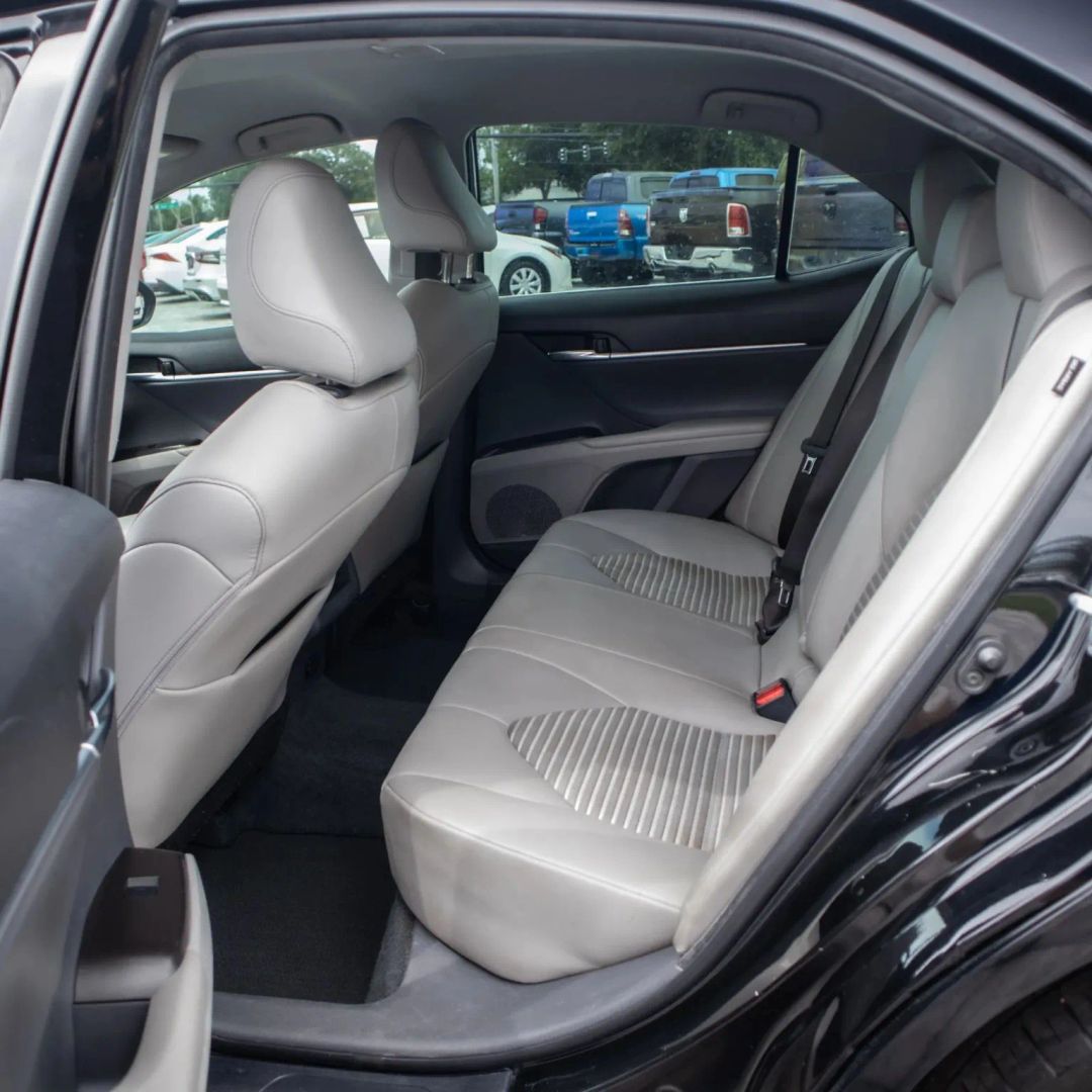 Toyota Camry photo 24