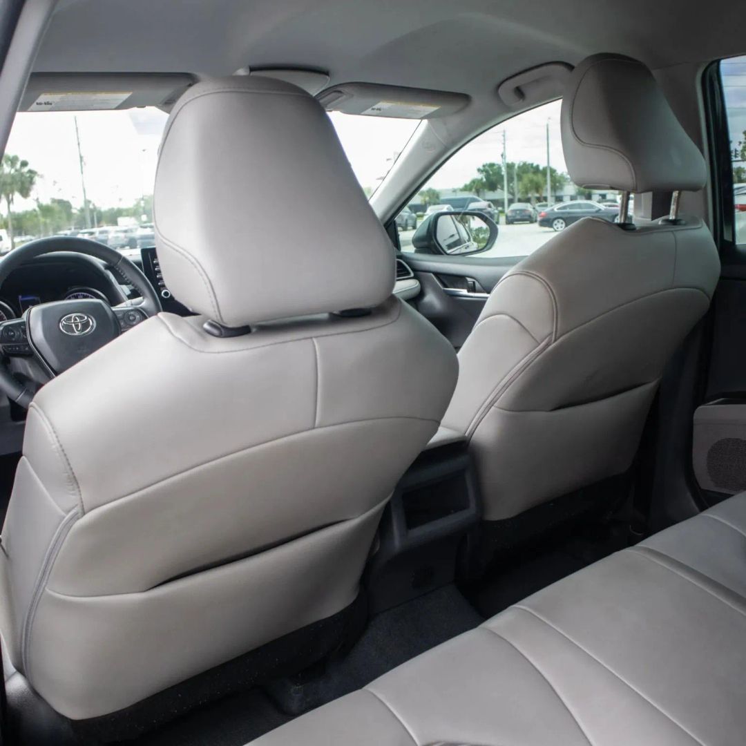 Toyota Camry photo 25