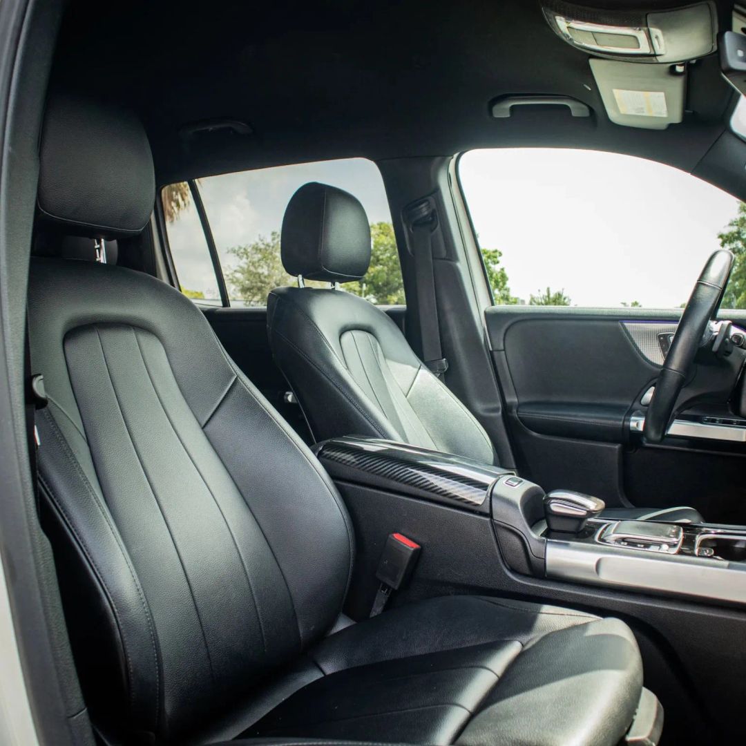 Mercedes-Benz GLB 250 photo 16