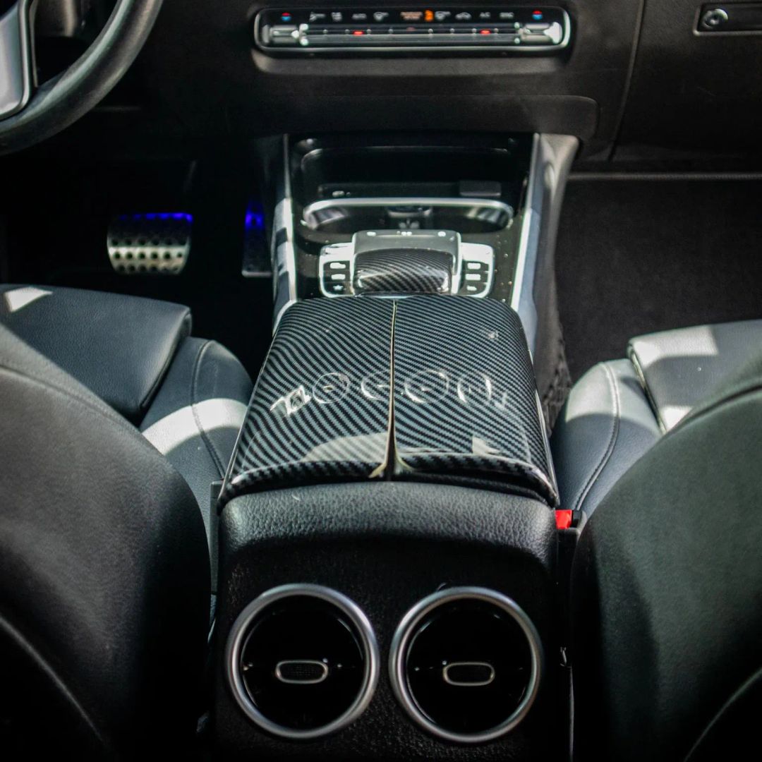 Mercedes-Benz GLB 250 photo 24