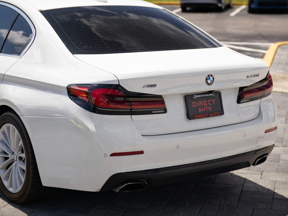 BMW 5 Series photo 10
