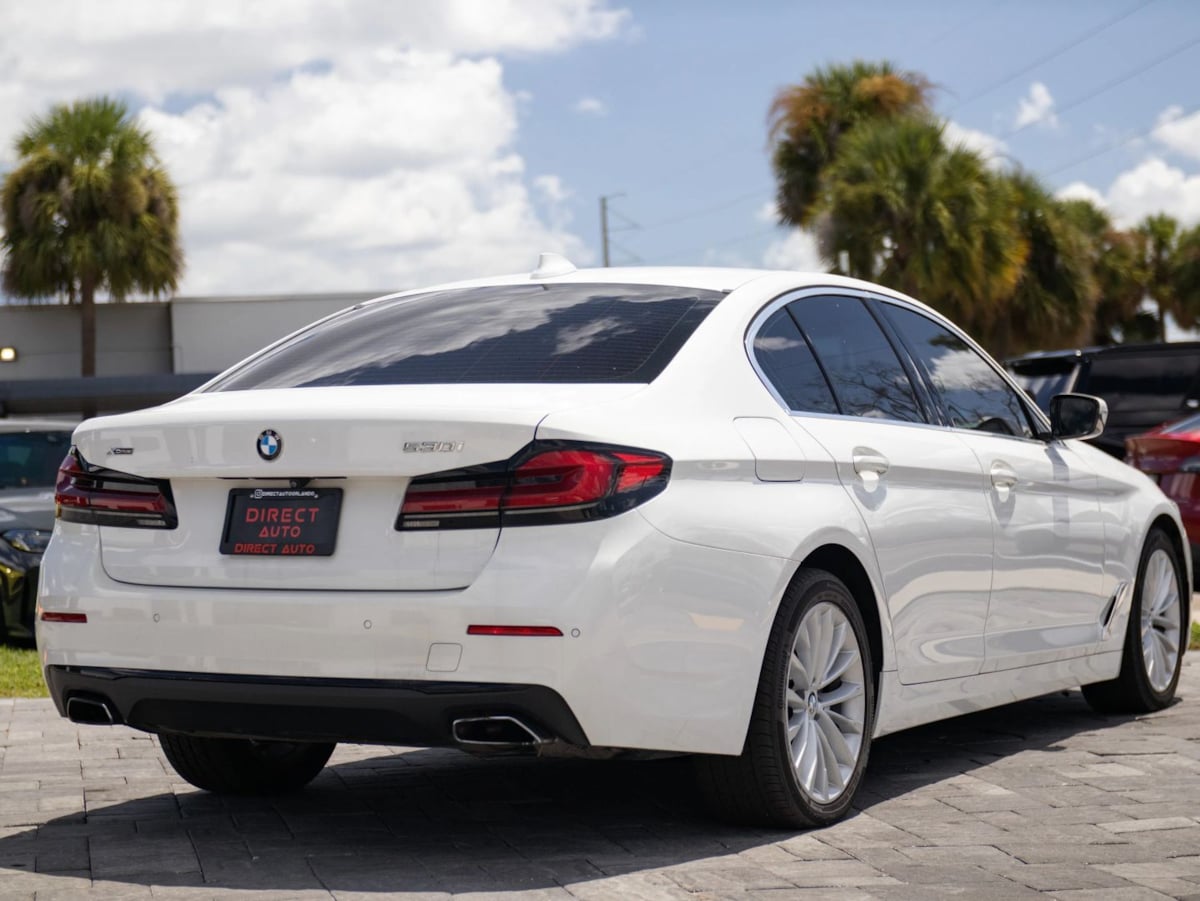 BMW 5 Series photo 13