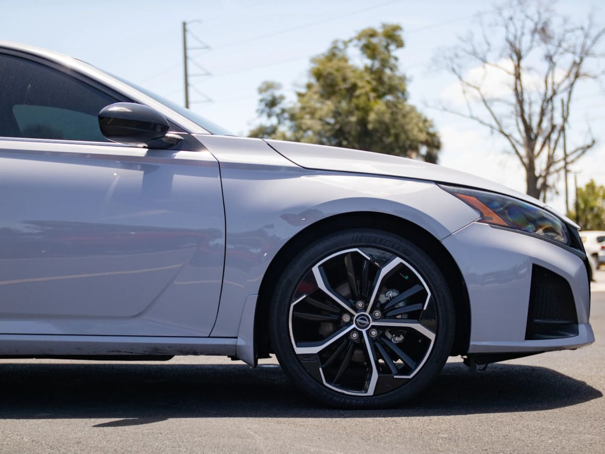 Nissan Altima photo 18