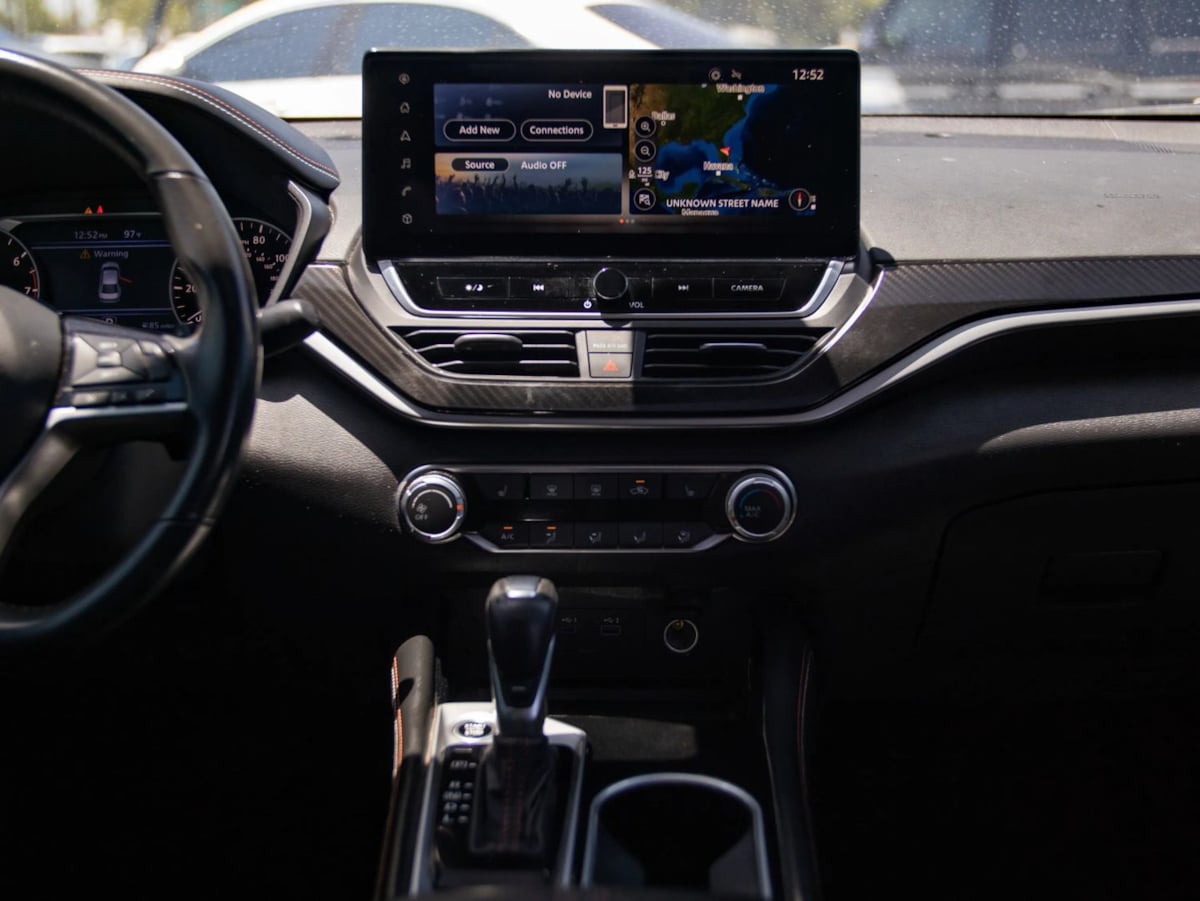 Nissan Altima photo 30