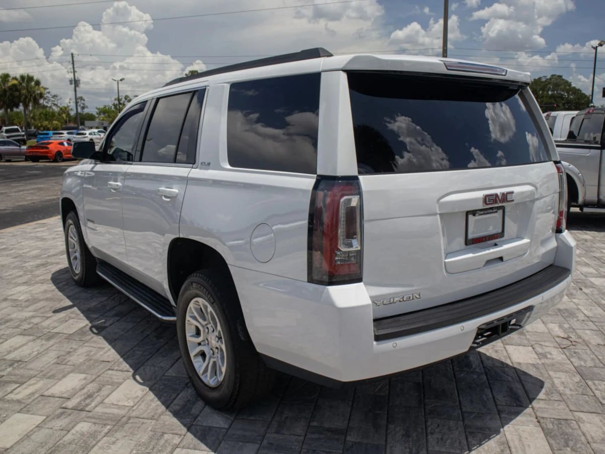 GMC Yukon photo 5