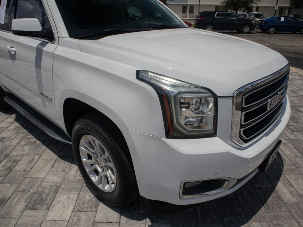 GMC Yukon photo 10