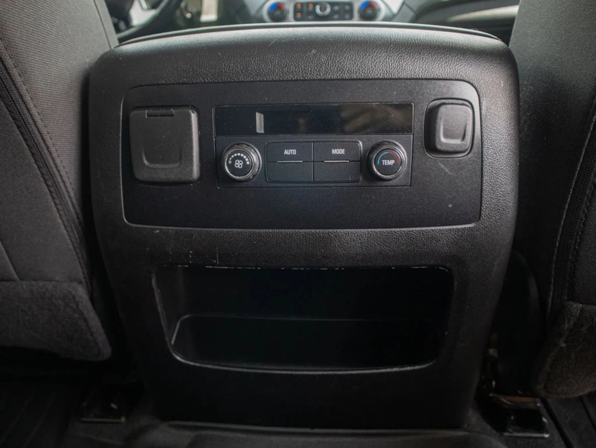 GMC Yukon photo 22