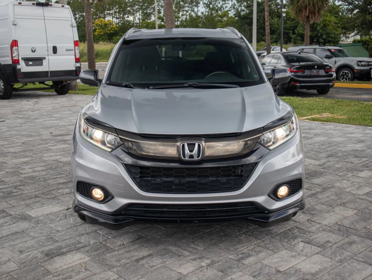 Honda HR-V photo 2