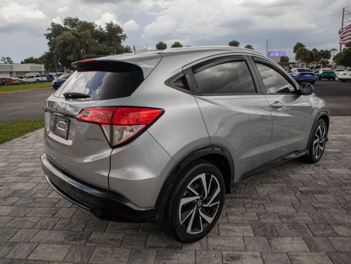 Honda HR-V photo 8