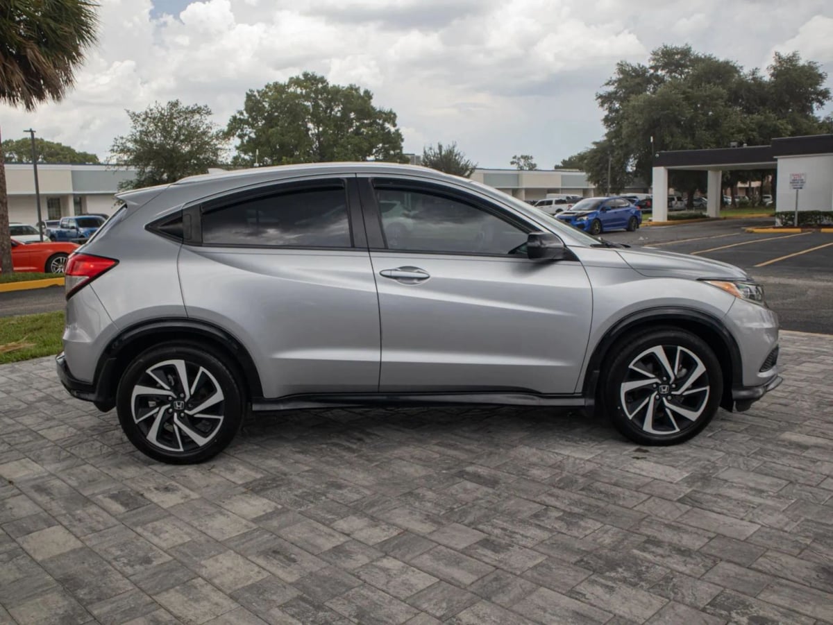 Honda HR-V photo 9