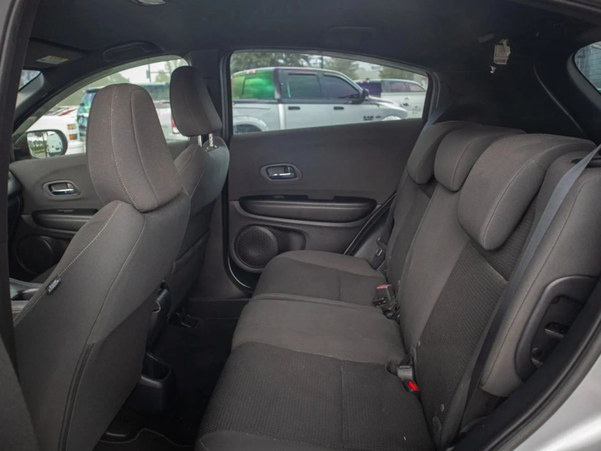 Honda HR-V photo 25