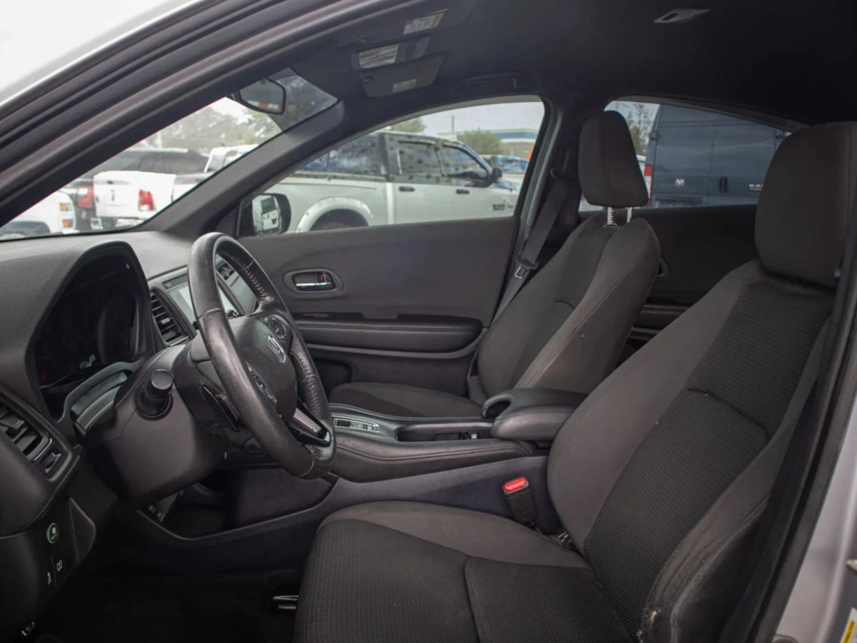 Honda HR-V photo 27
