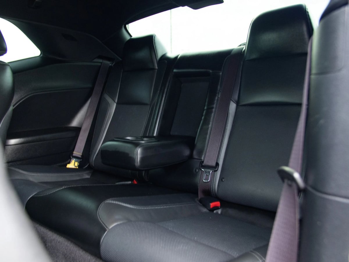 Dodge Challenger photo 21