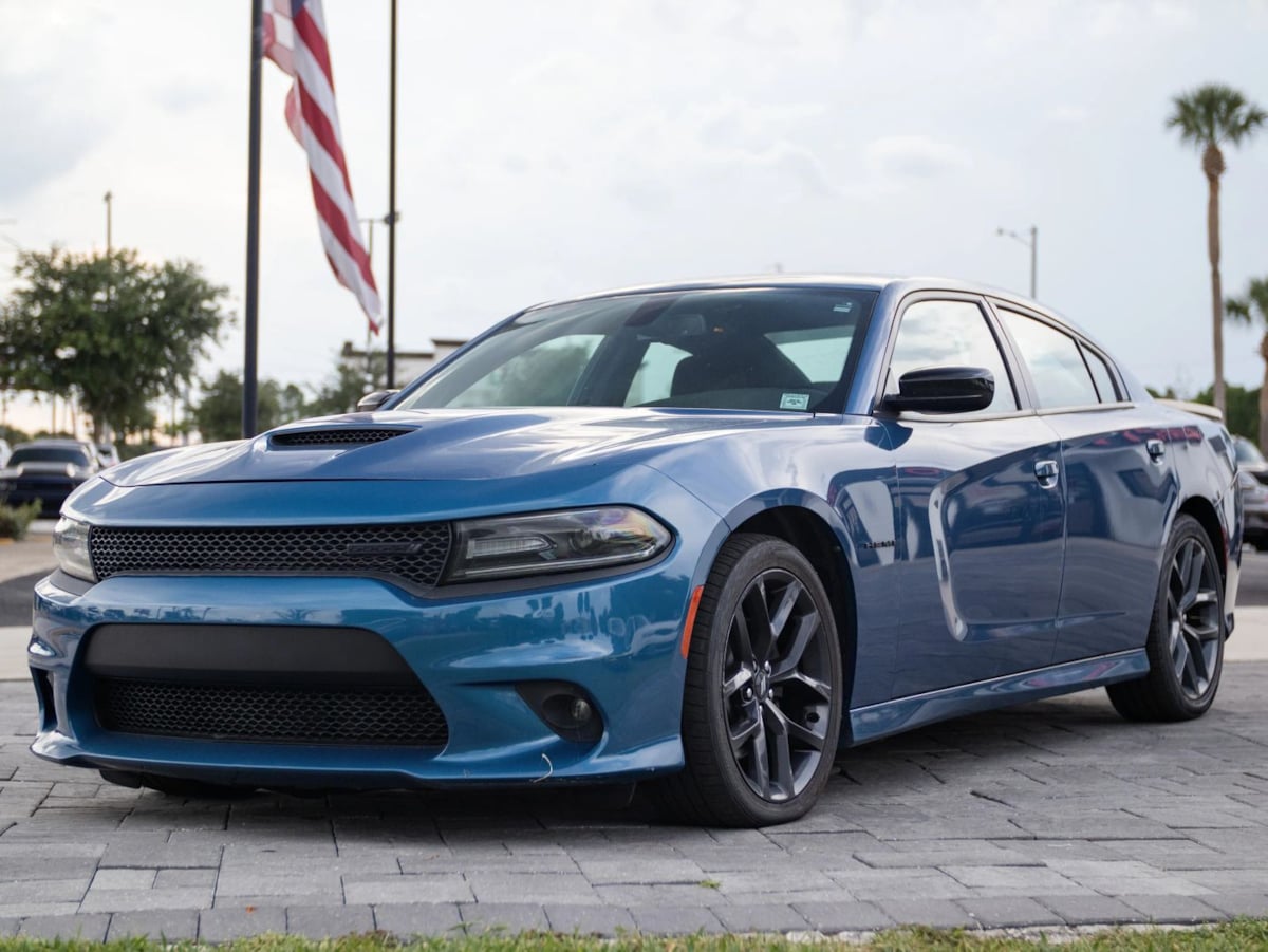 Dodge Charger photo 6