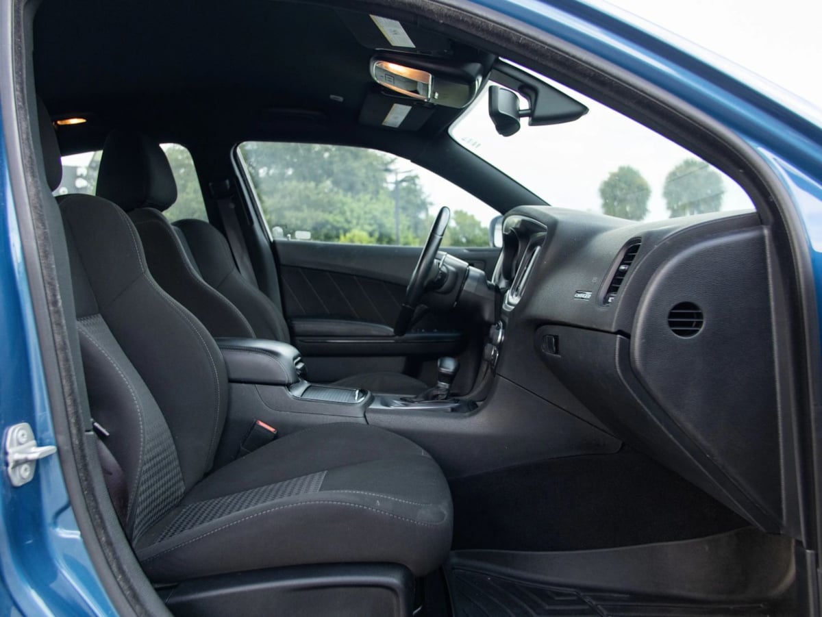 Dodge Charger photo 21