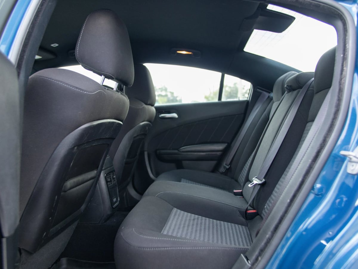 Dodge Charger photo 24