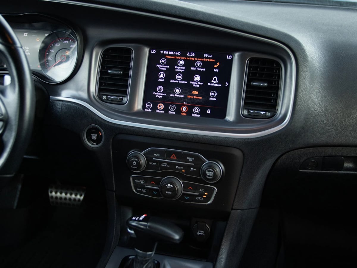 Dodge Charger photo 29