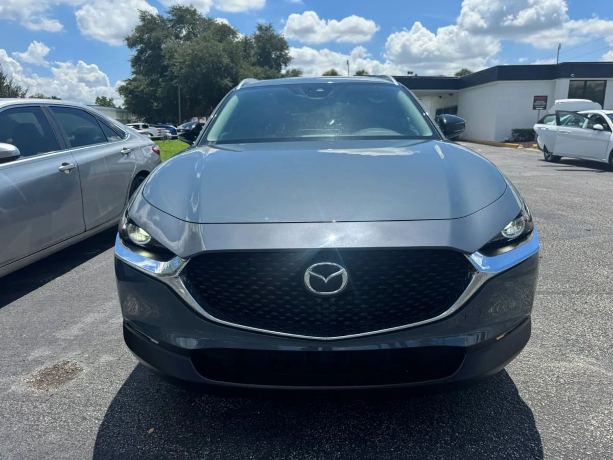 Mazda CX-30 photo 2